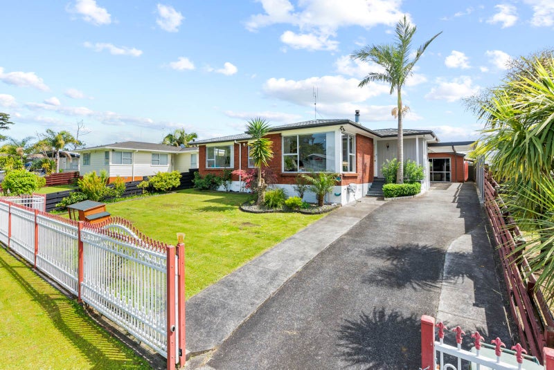 33 Hope Farm Avenue, Pakuranga Heights, Auckland - Carousel 1