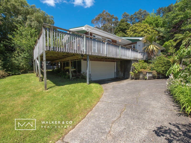 9 Zeala Grove, Stokes Valley, Lower Hutt - Carousel 19