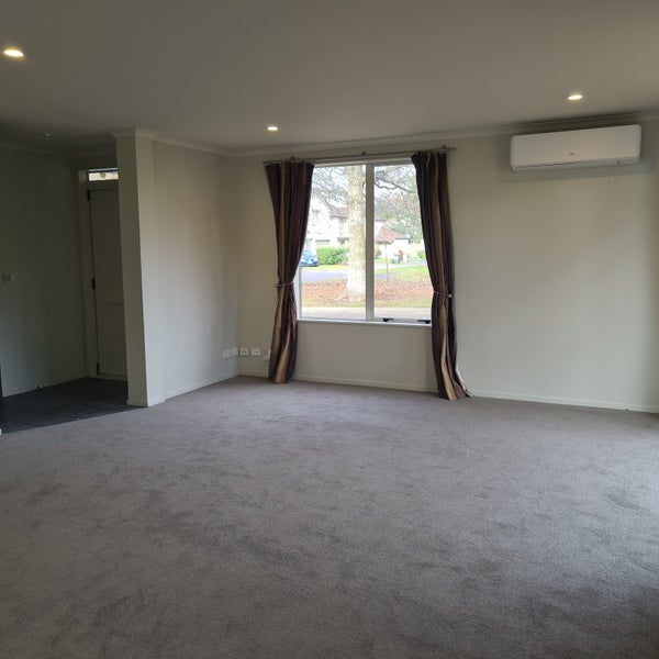6 Sires Parkway, Takanini, Auckland - Carousel 2