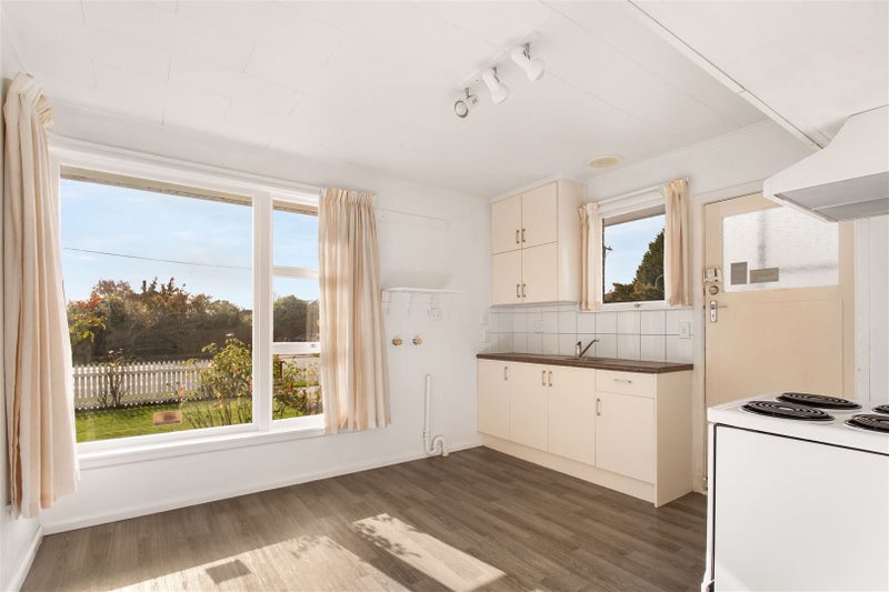 1/301 Wairakei Road, Bryndwr, Christchurch - Carousel 2