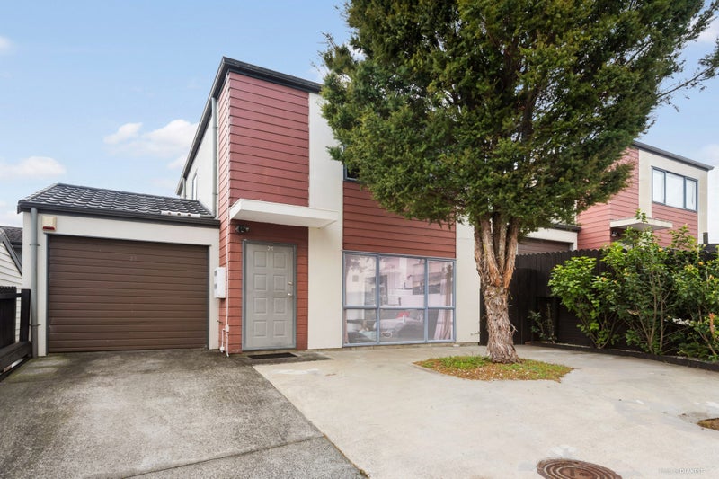 23 Rakich Place, Henderson, Auckland - Carousel 1
