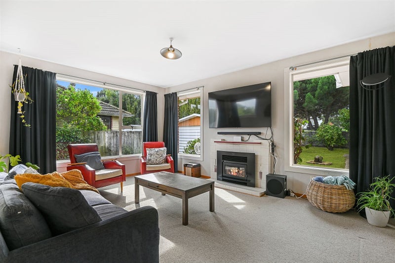 44 Damien Place, Bromley, Christchurch - Carousel 2