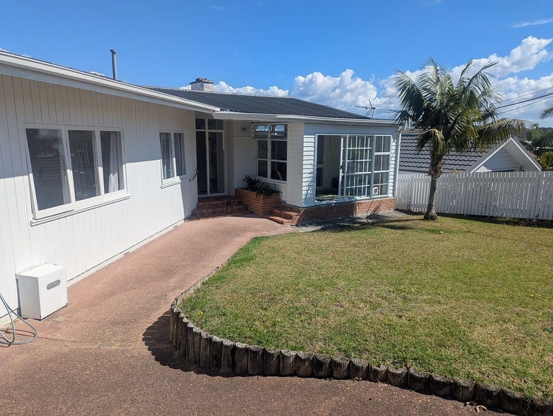 22 Tizard Road, Birkenhead, Auckland - Carousel 44