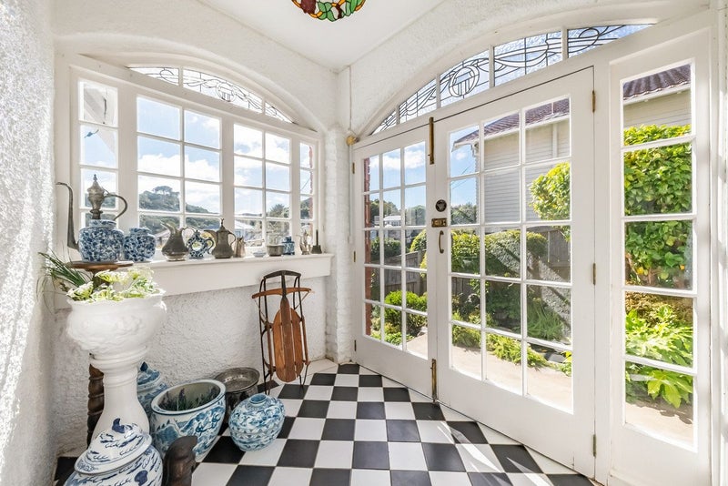 4 Blakey Avenue, Karori, Wellington - Carousel 2