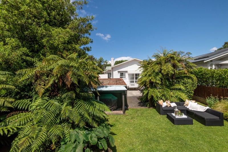 25 Mewburn Avenue, Mount Eden, Auckland - Carousel 2