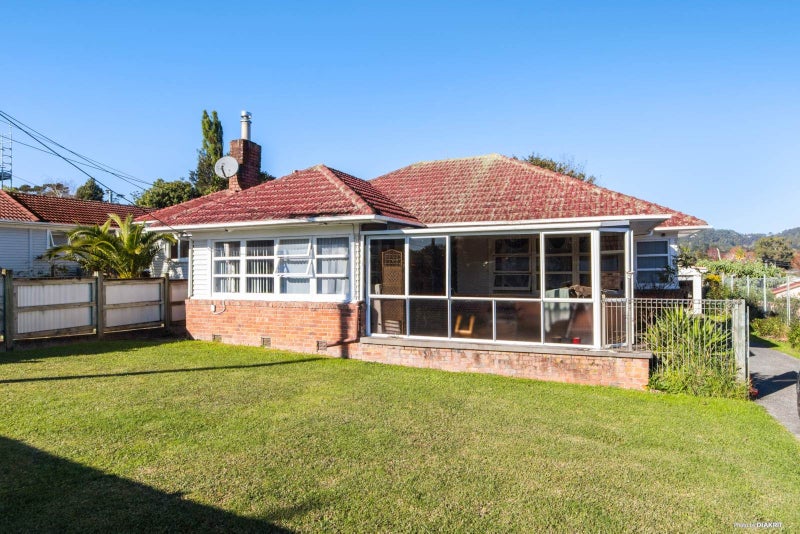 42 Routley Drive, Glen Eden, Auckland - Carousel 2