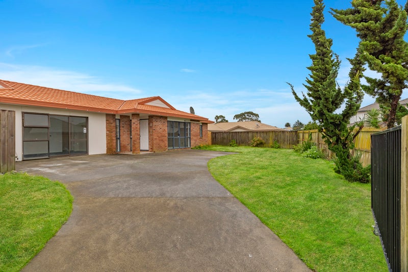 13 Grangewood Close, Favona, Auckland - Carousel 2