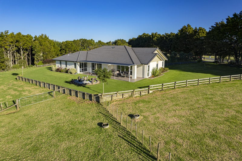 85 Jounneaux Road, Te Kamo, Whangarei - Carousel 1