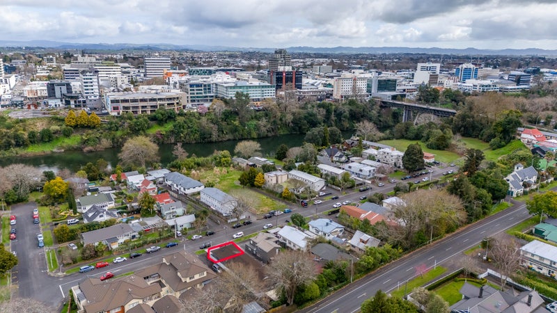 1/6 Opoia Road, Hamilton East, Hamilton - Carousel 10