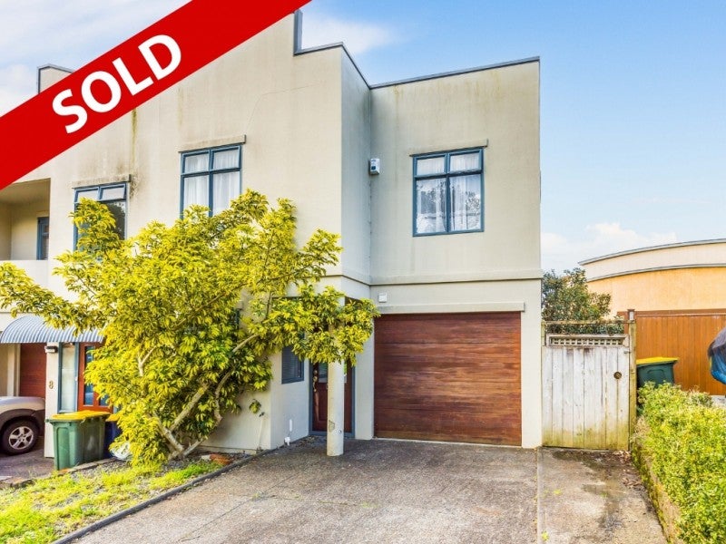 6-8/9 Pannill Place, Oteha, Auckland - Carousel 1