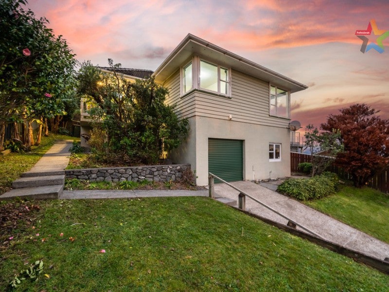 102 Dowse Drive, Maungaraki, Lower Hutt - Carousel 1