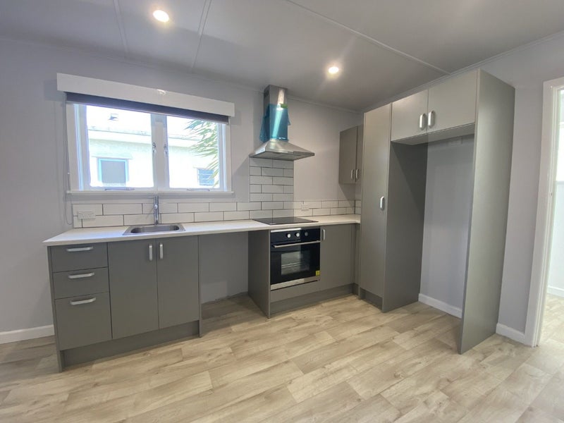 12 Tripoli Street, Onekawa, Napier - Carousel 1
