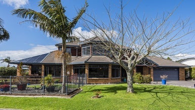 4 Oxford Avenue, Kamo, Whangarei - Carousel 1