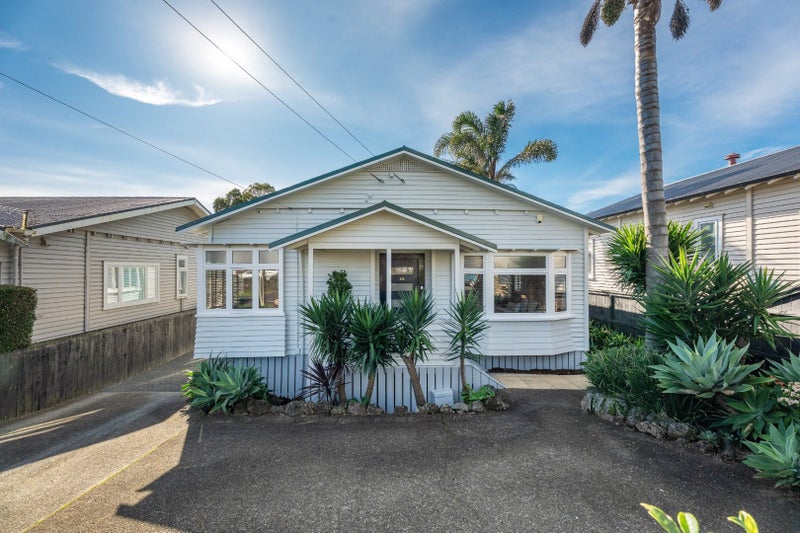 83 Shackleton Road, Mount Eden, Auckland - Carousel 2