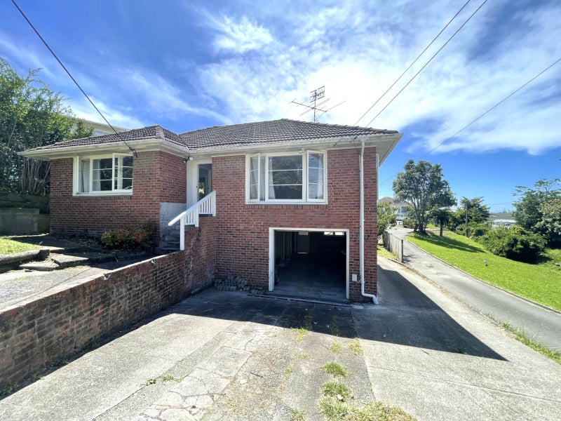 2 Glenorchy Street, Glen Eden, Auckland - Carousel 1