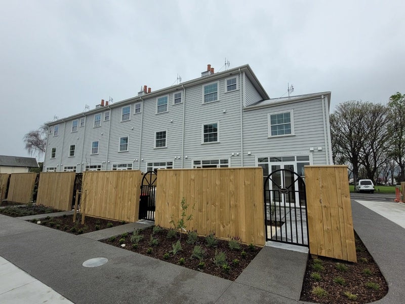 3/11 Bunyan Street, Waltham, Christchurch - Carousel 2