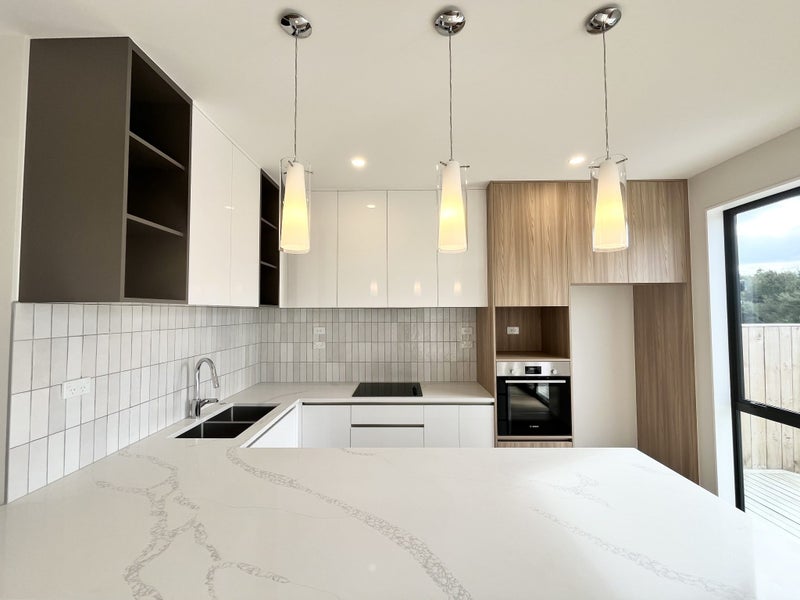 3 Kuaha Road, Massey, Auckland - Carousel 1