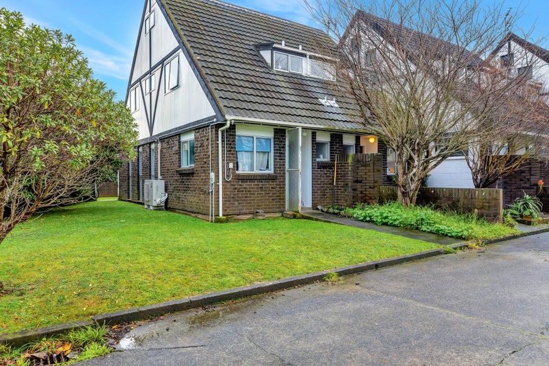 1/31 Mana Avenue, Titahi Bay, Porirua - Carousel 2