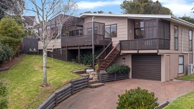 43 Robbies Road, Shelly Park, Auckland - Carousel 1