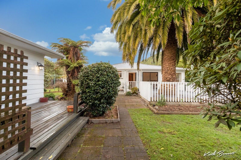 10 Maymorn Road, Te Marua, Upper Hutt - Carousel 1