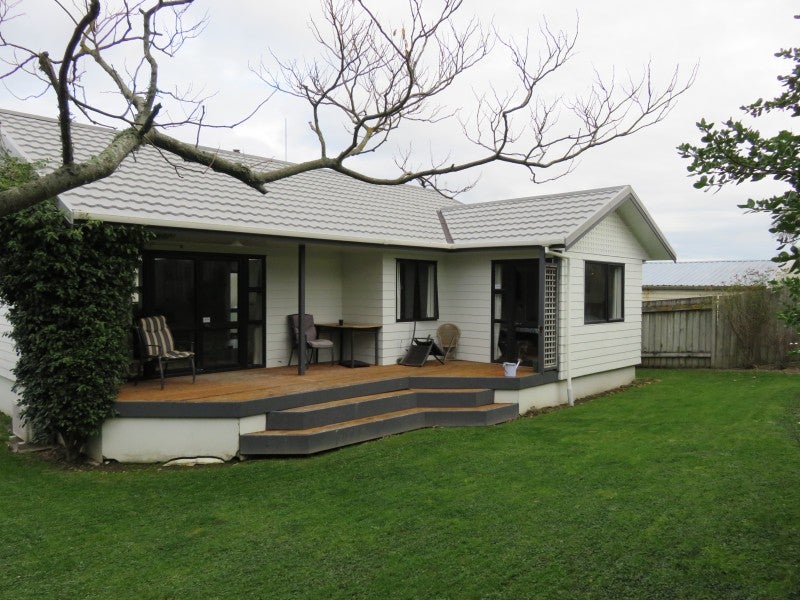 36 Dalfield Place, Highbury, Palmerston North - Carousel 11