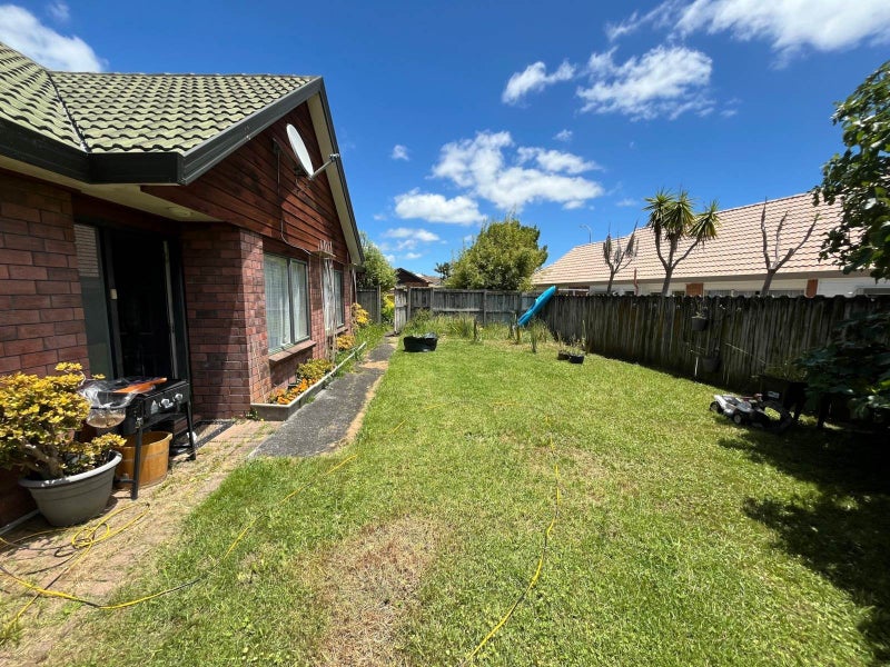 12 Waylen Place, Burswood, Auckland - Carousel 9