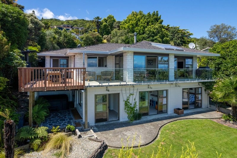 32 View Mount, Stoke, Nelson - Carousel 1