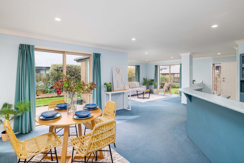 12 Scarlet Lane, Redwood, Christchurch - Carousel 2