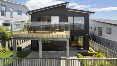 32 Epic Way, Newlands, Wellington - Carousel 1
