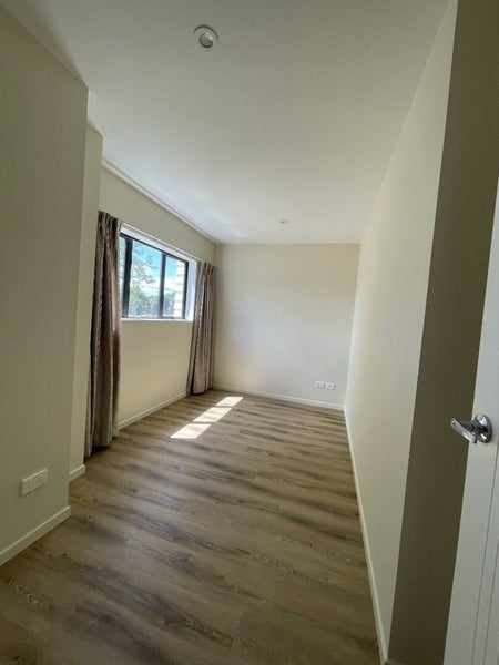 148B Don Buck Road, Massey, Auckland - Carousel 19