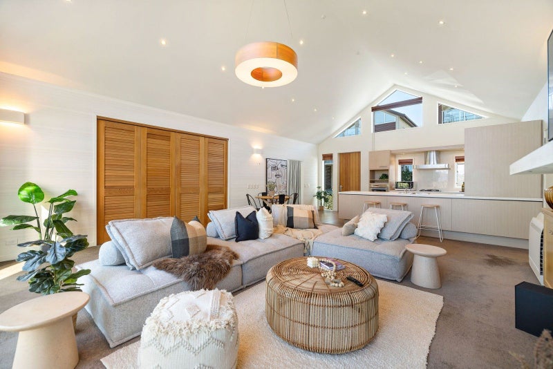 15/8 Humphrey Street, Frankton, Queenstown - Carousel 1