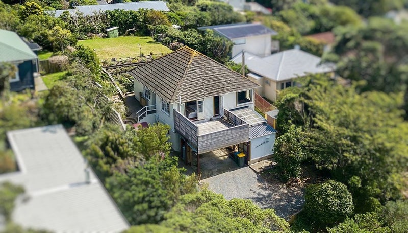 74 Rawhiti Road, Pukerua Bay, Porirua - Carousel 1