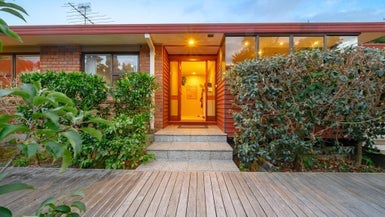 2/28 Charles Dickens Drive, Mellons Bay, Manukau - Carousel 1