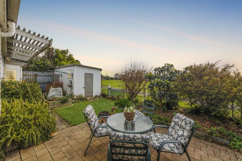 1/521 Featherston Street, Roslyn, Palmerston North - Carousel 2
