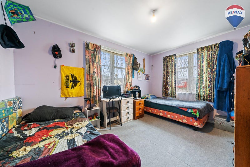 37 Wilkie Crescent, Naenae, Lower Hutt - Carousel 2