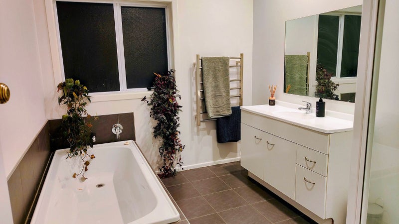 1/63 Pupuke Road, Birkenhead, Auckland - Carousel 13