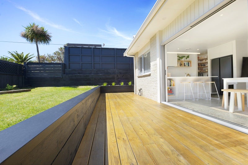 2/19 Burnham Street, Seatoun, Wellington - Carousel 2