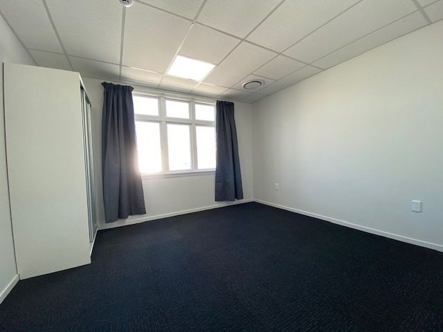36 Willis Street, Grasmere, Invercargill - Carousel 7