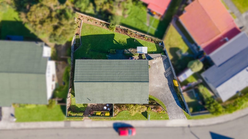 4 Tralee Place, Johnsonville, Wellington - Carousel 29