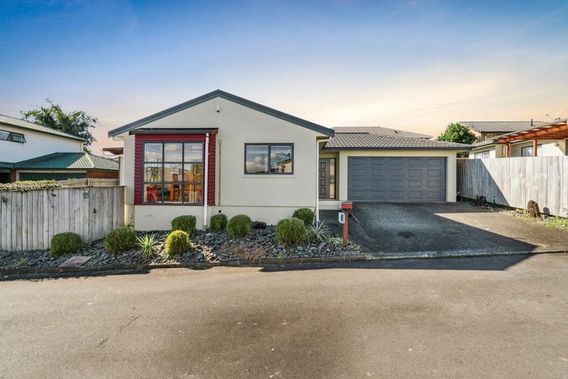 72L Seabrook Avenue, New Lynn, Auckland - Carousel 1