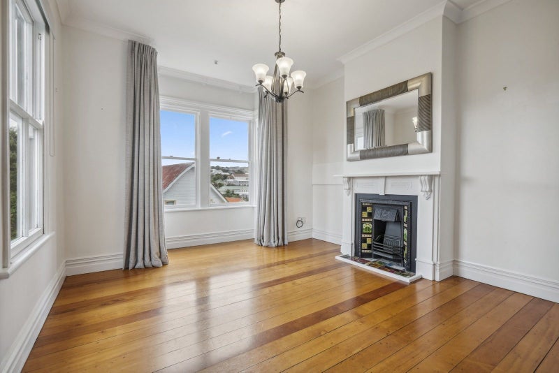 24 Charlotte Avenue, Brooklyn, Wellington - Carousel 2