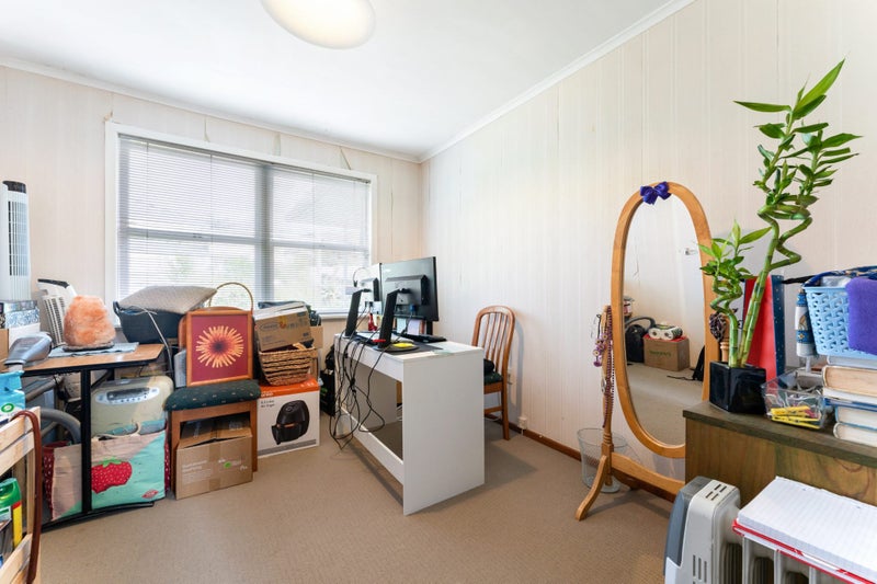 6 Crystal Avenue, Glendene, Auckland - Carousel 22