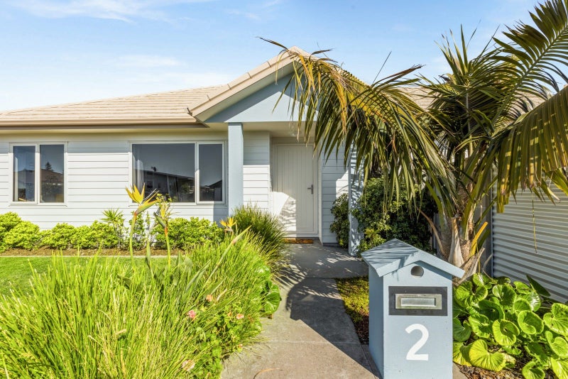 2 Drake Crescent, Awatoto, Napier - Carousel 1