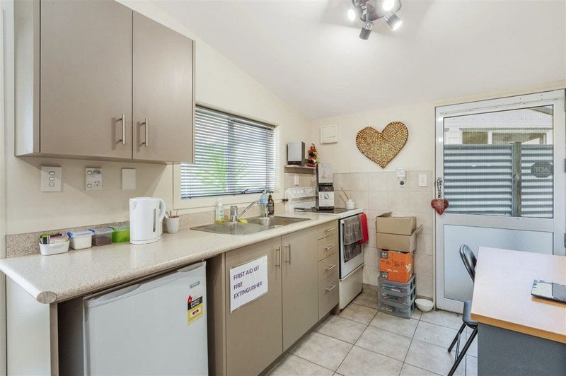 14 Cleveland Street, Bader, Hamilton - Carousel 2