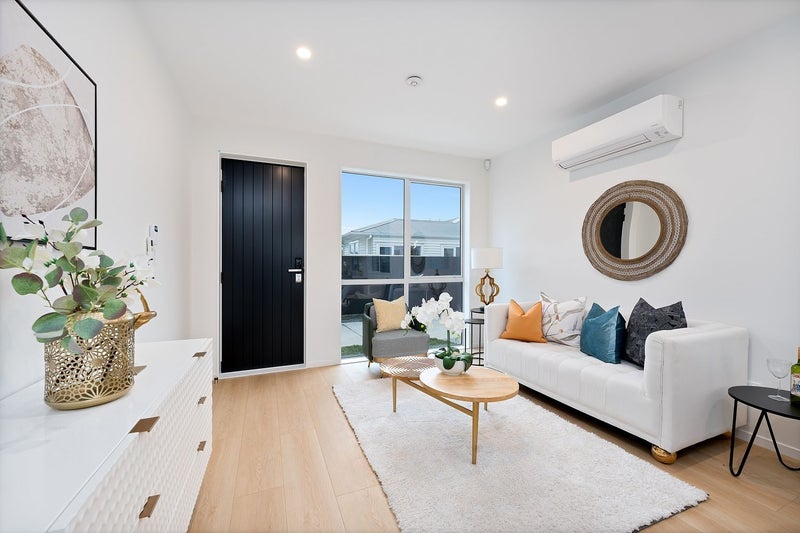 80D Matipo Road, Te Atatu Peninsula, Auckland - Carousel 2