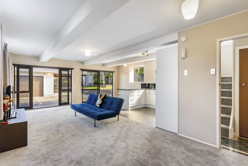 18 Pitcairn Place, Avondale, Auckland - Carousel 31