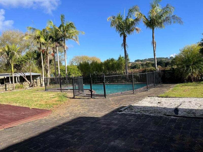 28 Blackbridge Road, Albany - Carousel 2