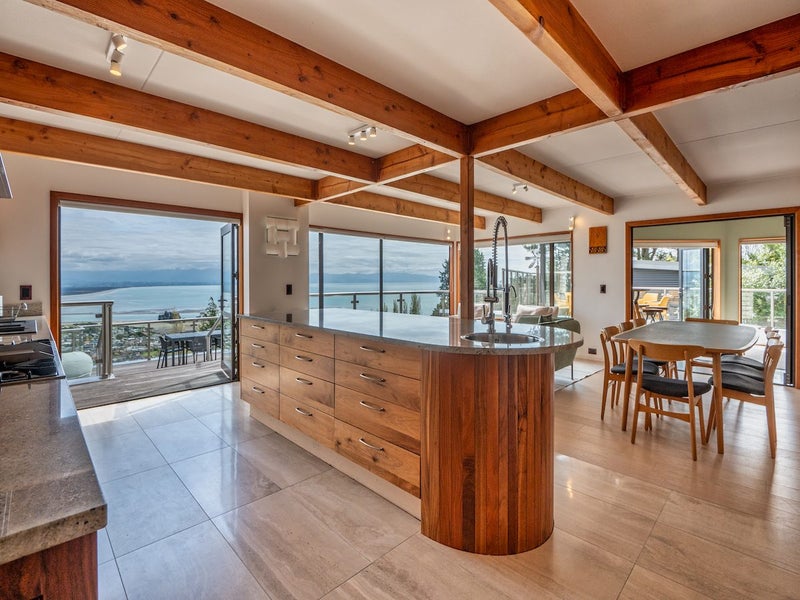 320 Princes Drive, Britannia Heights, Nelson - Carousel 2