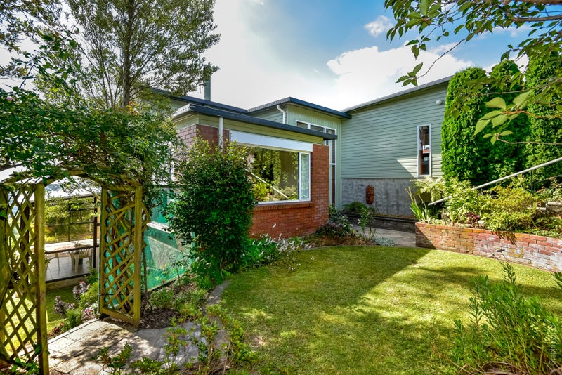 5 Patchett Place, Cashmere, Christchurch - Carousel 2
