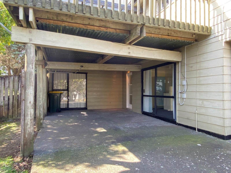 63 Santiago Crescent, Unsworth Heights, Auckland - Carousel 9
